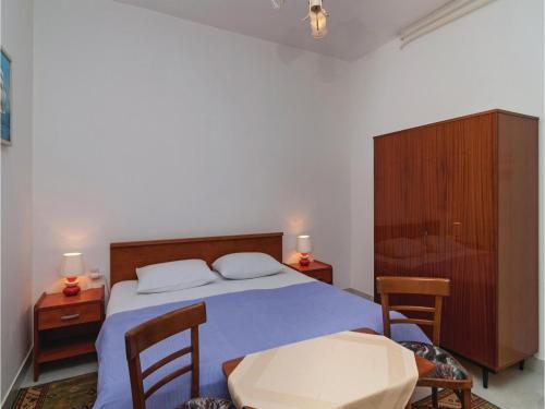 One-bedroom Apartment In Supetar