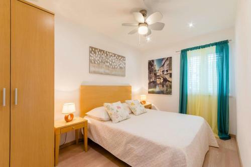 Apartment Supetar 16294b