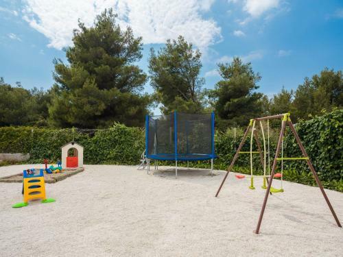 Holiday Home Villa Mutnik