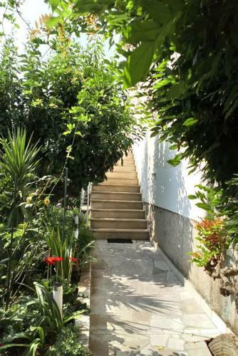 Apartments With A Parking Space Mirca (brac) - 730