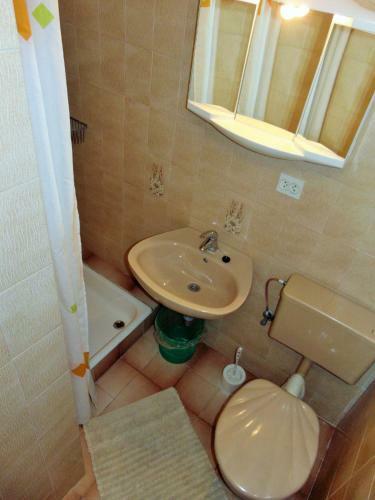 Apartment In Supetarska Draga 34570