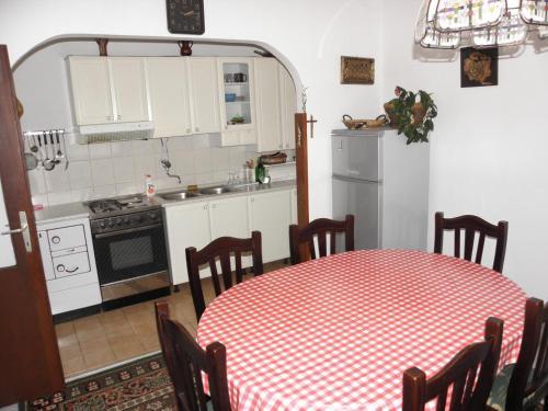 Apartments Kuce