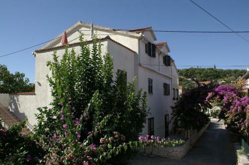 Apartment Sutivan 2842g