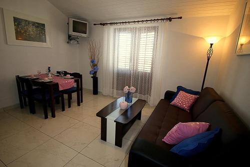 Apartment Sutivan 15502d