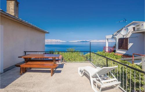 Three-bedroom Apartment In Sv.juraj