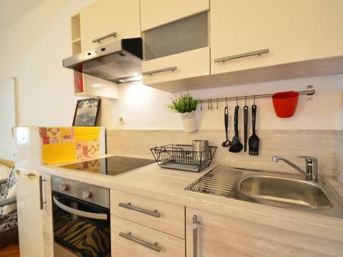 Apartment Cmiljina.1