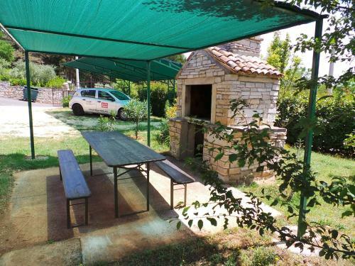 Apartment In Sveti Lovrec/istrien 27830