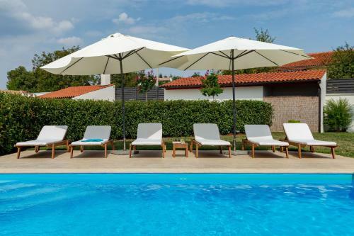 Holiday Home Villa Deal
