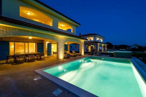 Apartamentos Luxury Villa Loma 1