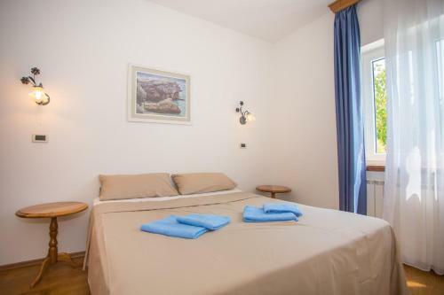 Hostal Apartment Comlex Villa Maja In Tar