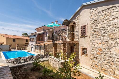 Hostal Villa Valtrazza