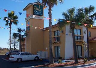 Hotel Quality Inn & Suites