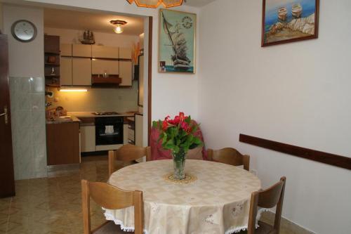 Apartments By The Sea Stanici (omis) - 1028
