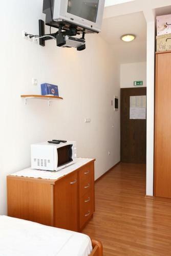 Apartments By The Sea Stanici (omis) - 10305