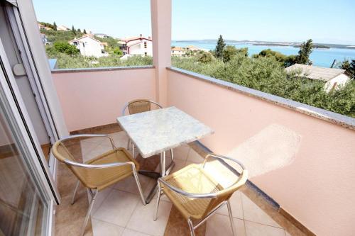 Apartment Tkon 6215b