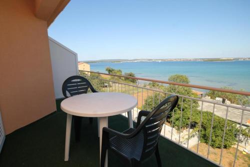 Apartment Tkon 8377b