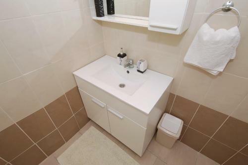 Apartments Floras