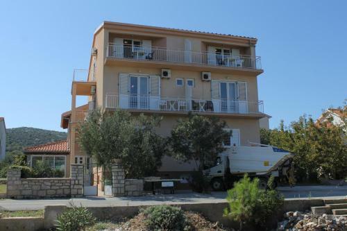 Apartment Tkon 8377a