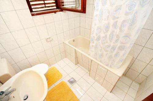 Apartments By The Sea Tkon (pasman) - 698