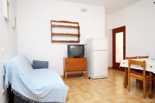 Apartments By The Sea Tkon (pasman) - 698