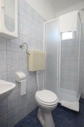 Hostal Quadruple Room Tkon 8377b