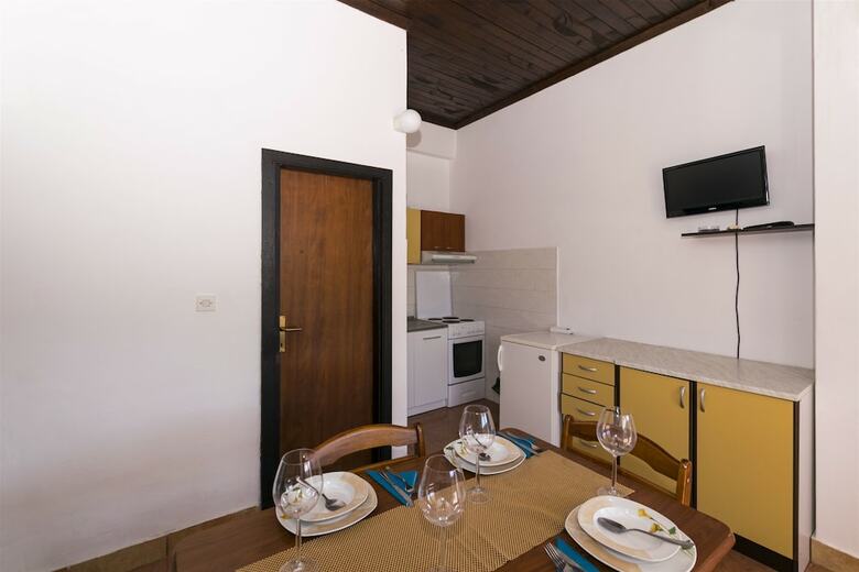 Apartments Irena
