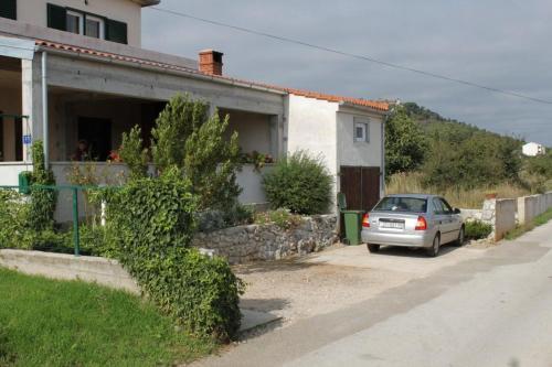 Apartments With A Parking Space Tkon (pasman) - 4307