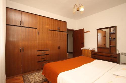Apartments By The Sea Tkon (pasman) - 8410