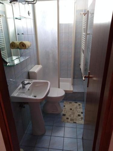 Apartments By The Sea Tkon (pasman) - 8410