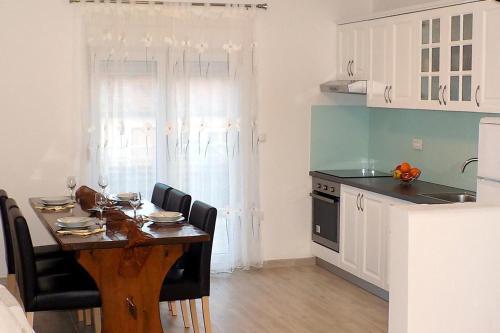Apartments By The Sea Tkon (pasman) - 5826