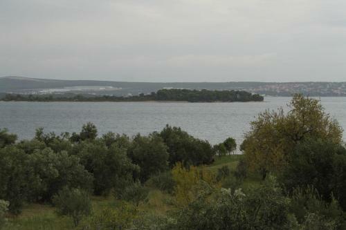 Apartments With A Parking Space Tkon (pasman) - 8302