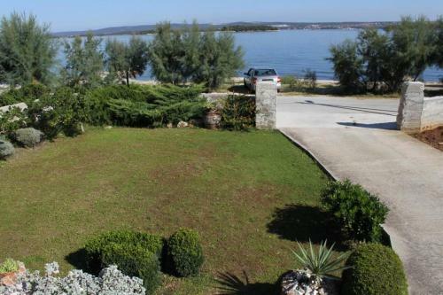 Apartments By The Sea Tkon (pasman) - 8376