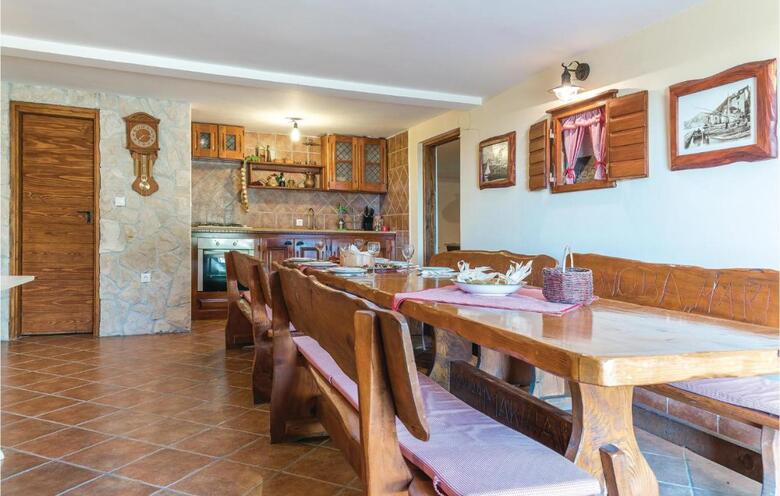 Holiday Home Trbounje Cevidi