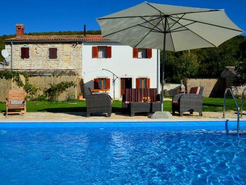Holiday Home Stancija Negri
