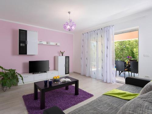 Holiday Home Ana