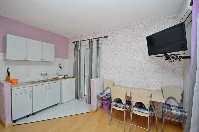 Hostal Apartment And Rooms Ivana