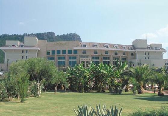 Hotel Meder Resort