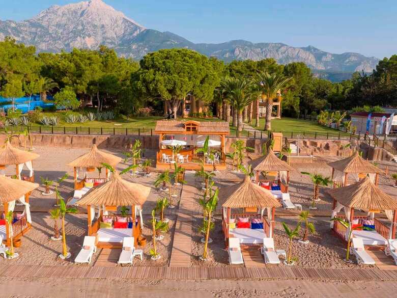 Hotel Pirates Beach Club