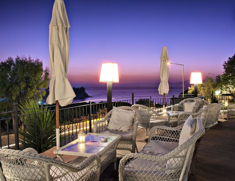 Apartamentos Hotel Carina