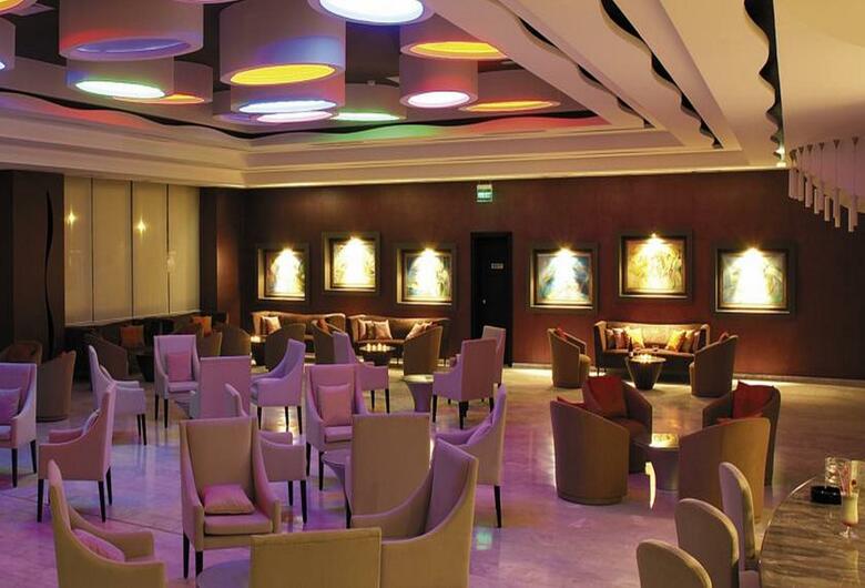 Korumar Deluxe Hotel
