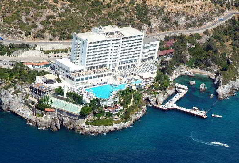 Korumar Deluxe Hotel