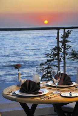 Korumar Deluxe Hotel