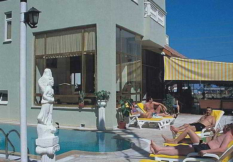 Gold Stone Hotel
