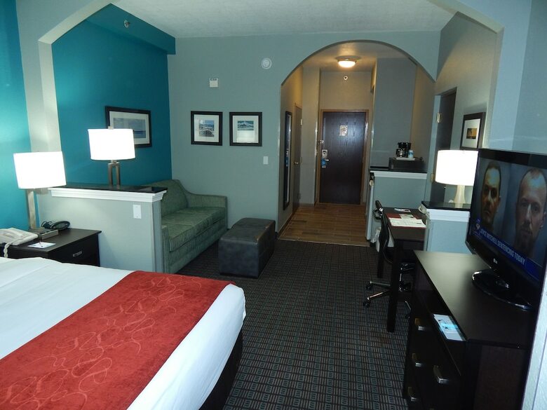 Hotel Comfort Suites