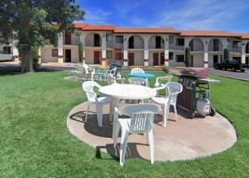 Hotel Rodeway Inn