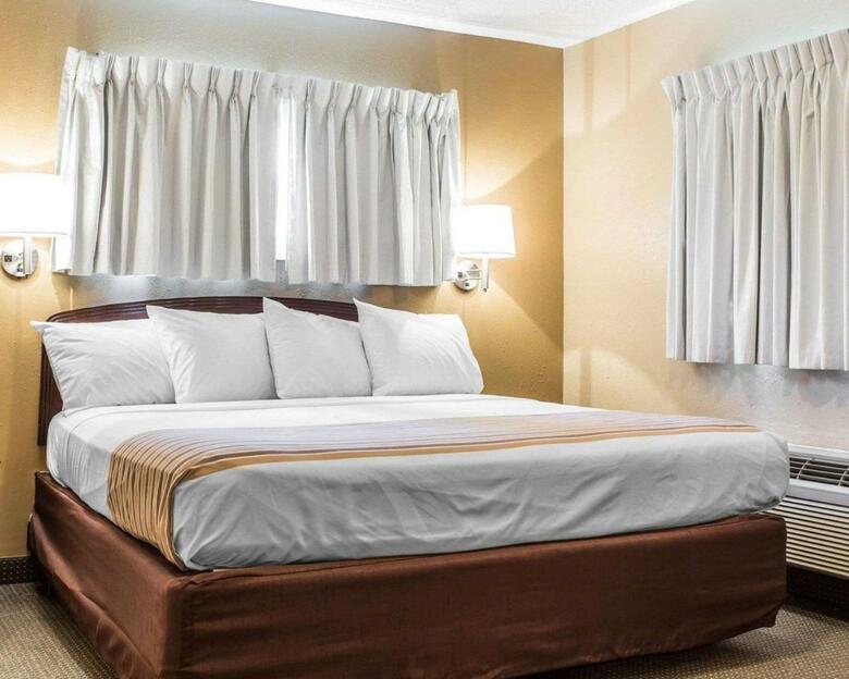 Hotel Suburban Extended Stay
