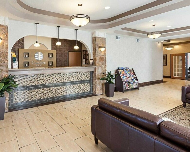 Hotel Spark By Hilton San Antonio Near Seaworld