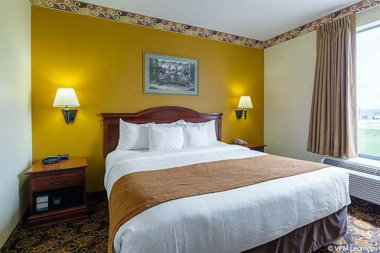 Hotel Comfort Suites