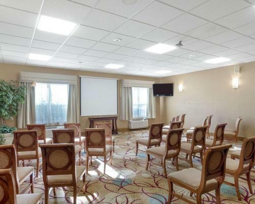 Hotel Comfort Inn & Suites