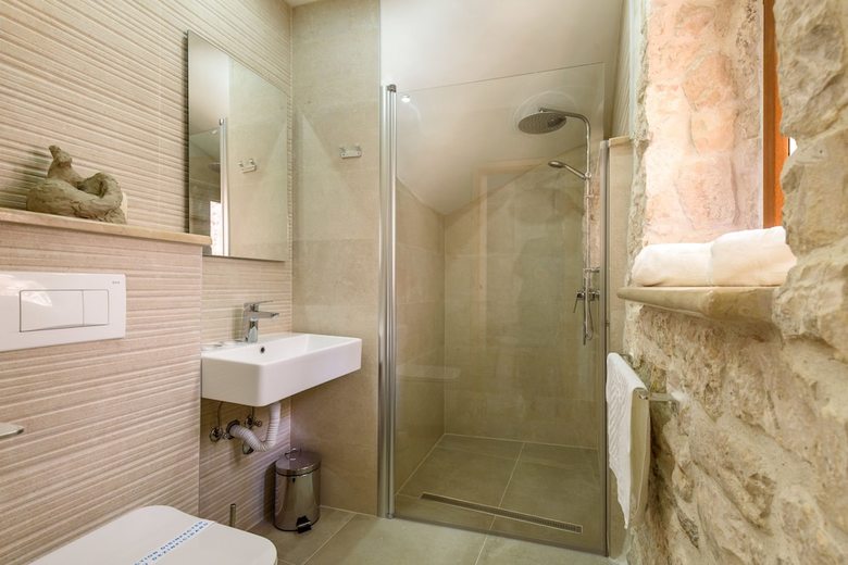 Bed & Breakfast Villa Kudelik - Stone Story